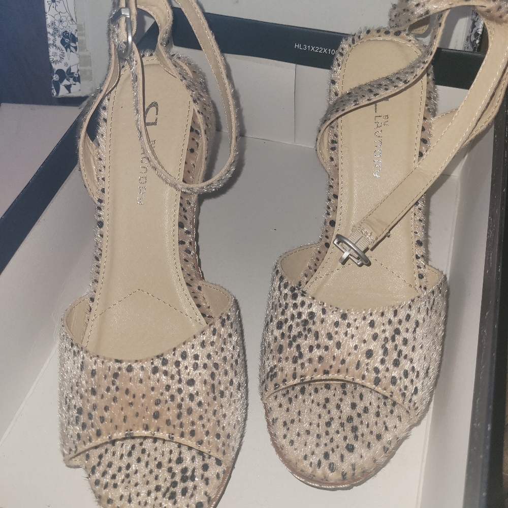 Women wedges